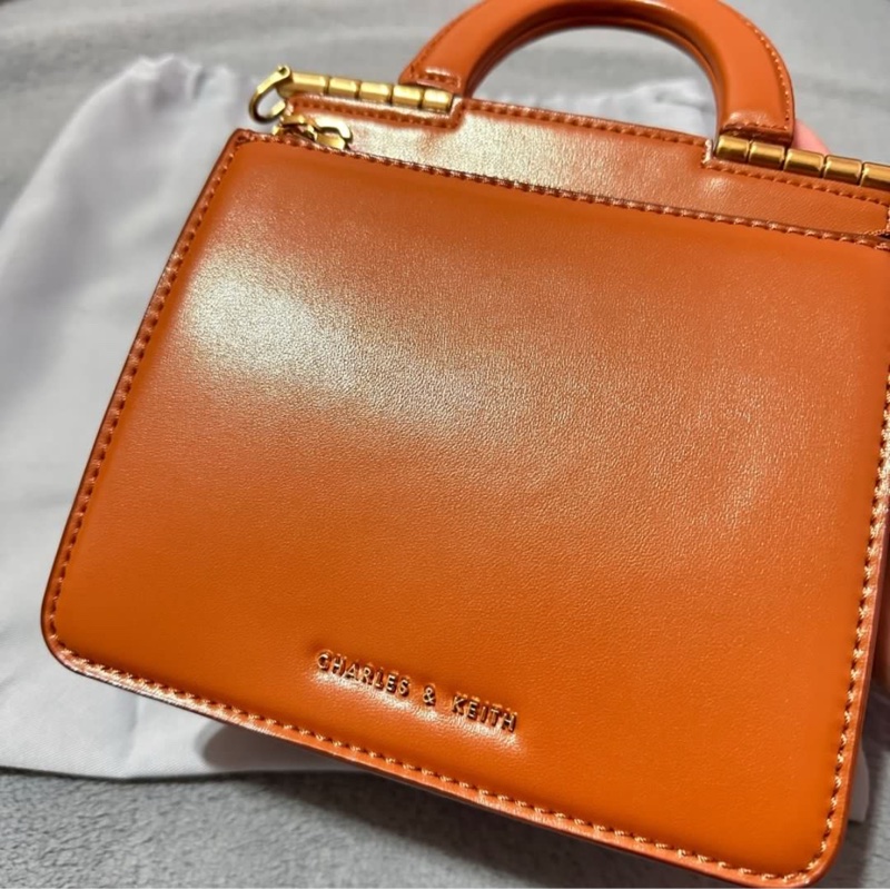 CHARLES & KEITH 手提/斜背小方包-1