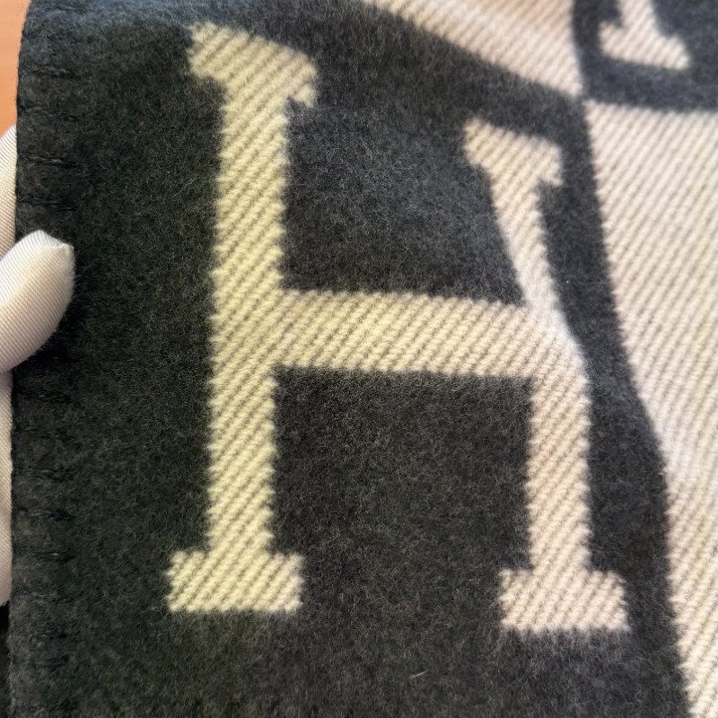 Avalon轻薄毛毯-1