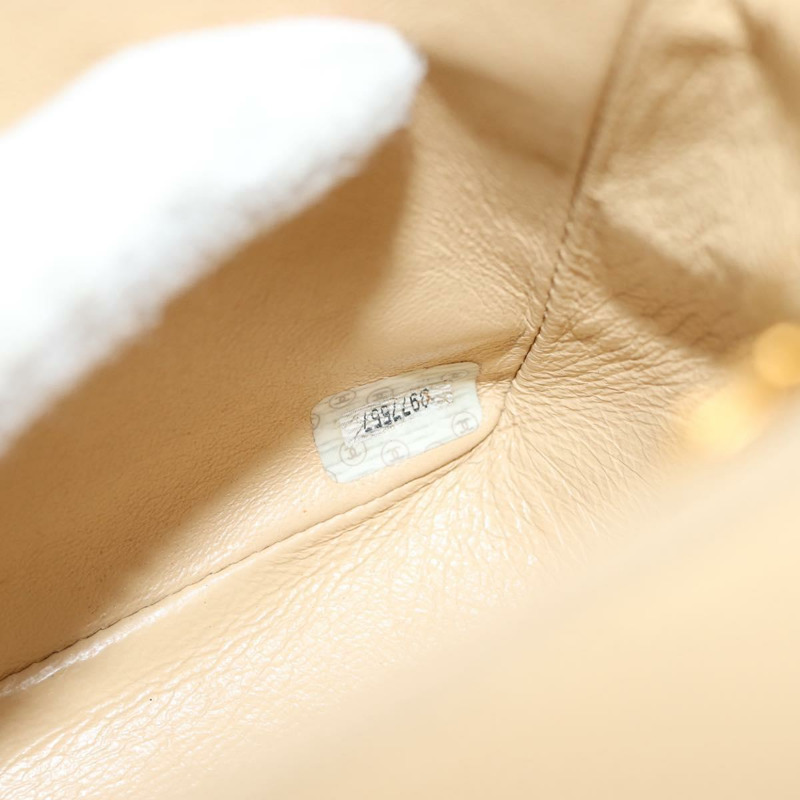【日本直送】香奈兒 (CHANEL) 絎縫鏈條單肩包 小羊皮 米金色 CC 正品 BA2162V-11