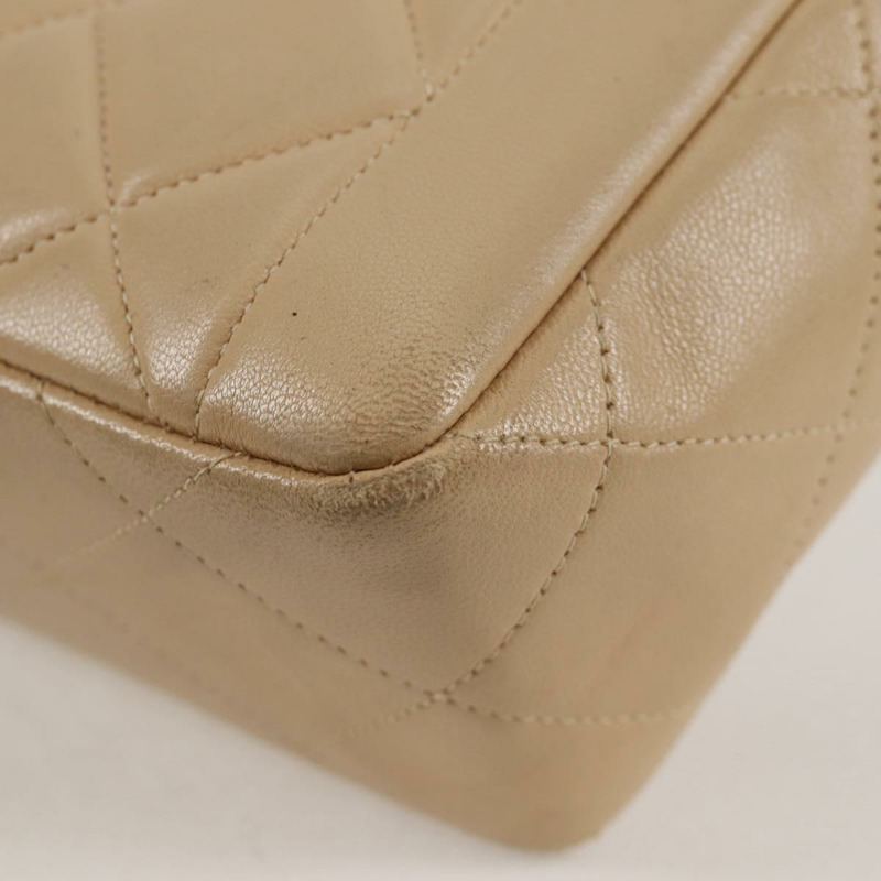 【日本直送】香奈兒 (CHANEL) 絎縫鏈條單肩包 小羊皮 米金色 CC 正品 BA2162V-17