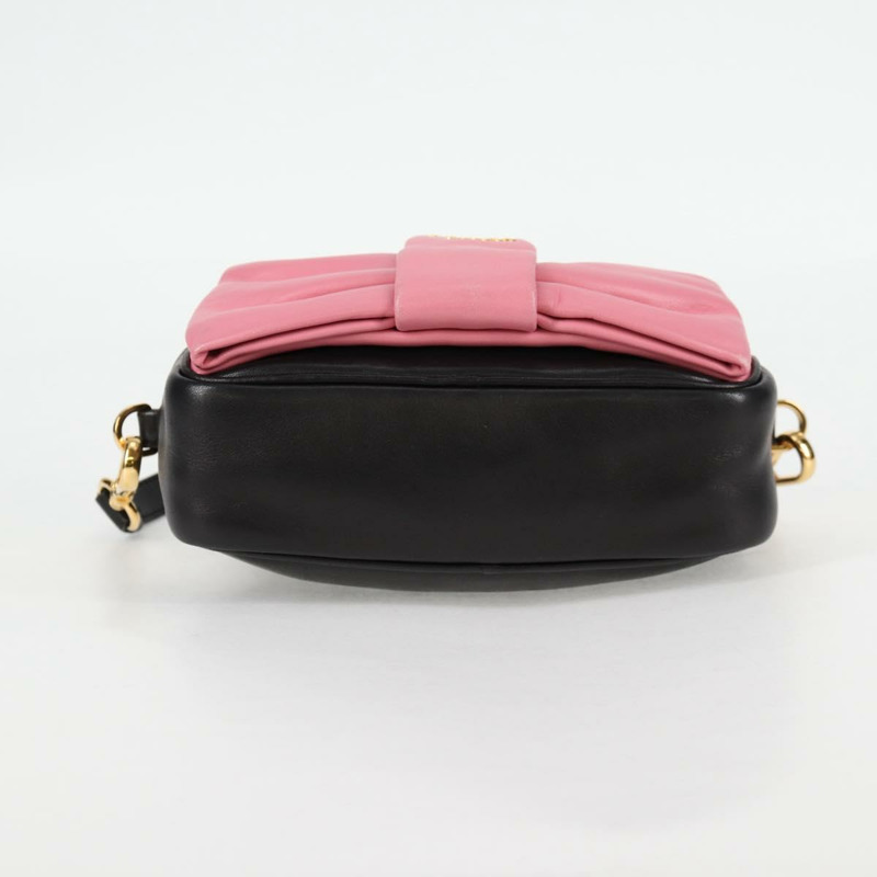 【日本直送】PRADA 緞帶單肩包 皮革 黑金色 正品 BD2127V-4