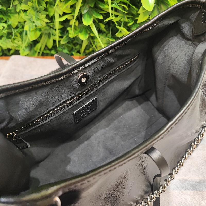 Louis Vuitton Carry Cargo Vibe PM-8