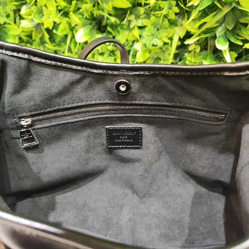 Louis Vuitton Carry Cargo Vibe PM-14