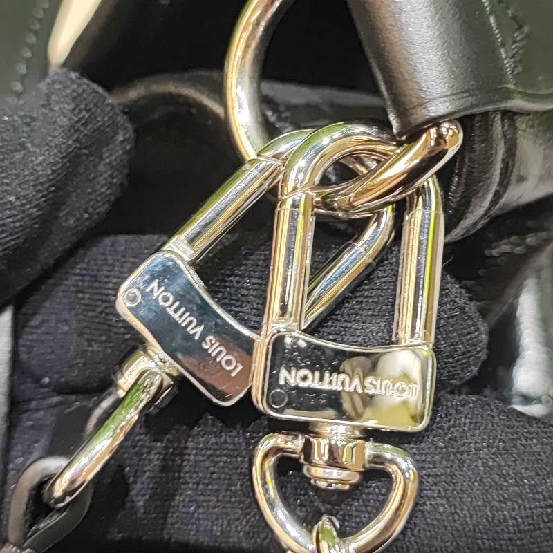 Louis Vuitton Carry Cargo Vibe PM-21