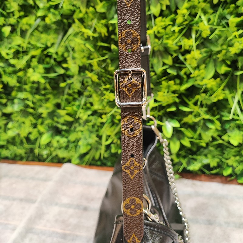 Louis Vuitton Carry Cargo Vibe PM-23