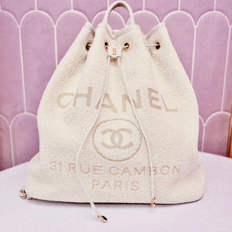 Chanel 象牙白色束口袋 水桶包 背包-0