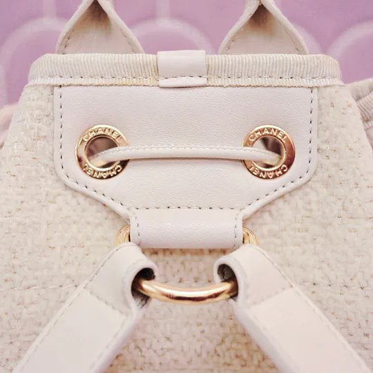 Chanel 象牙白色束口袋 水桶包 背包-3
