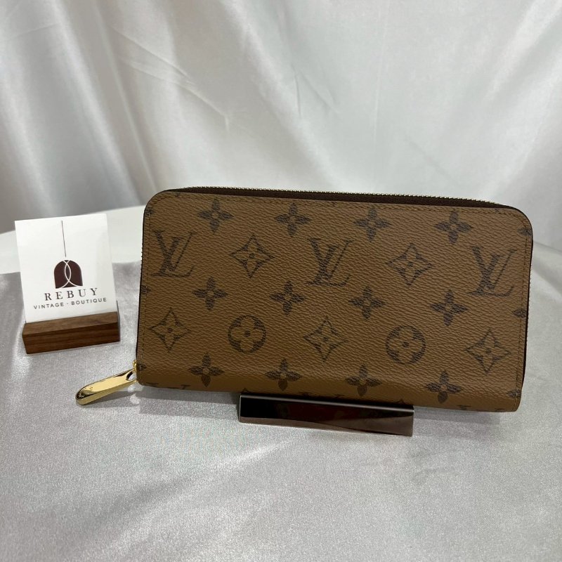 LV M82444/晶片款 Reverse老花ㄇ拉長夾-0