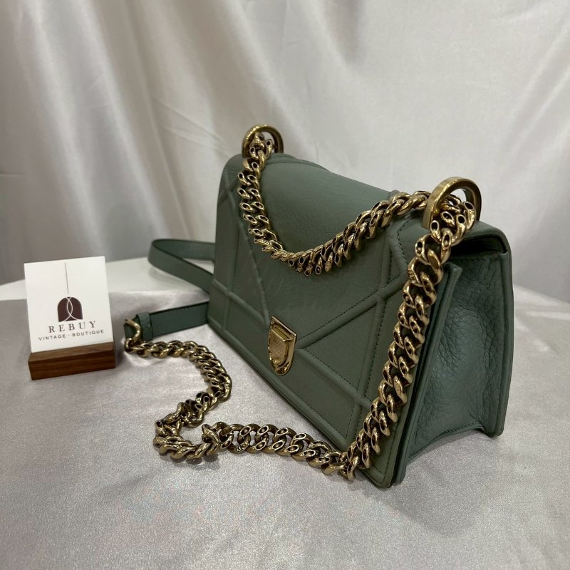 DIOR 湖水綠金扣盾牌包-2