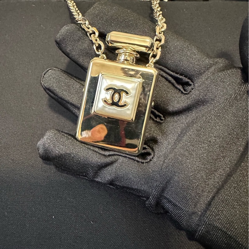 閒置Chanel香奈兒香水瓶項鍊，22s方塊冰糖款，幾乎全新-0