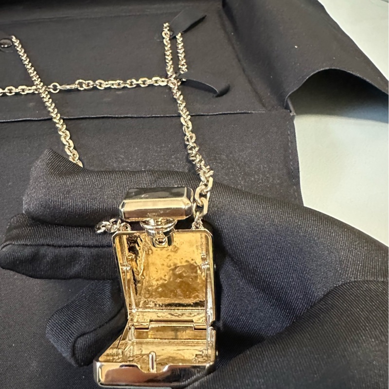 閒置Chanel香奈兒香水瓶項鍊，22s方塊冰糖款，幾乎全新-6