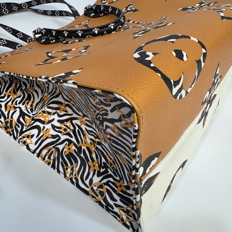 LV橘白叢林系列OntheGo GM手提托特包 M44675-13