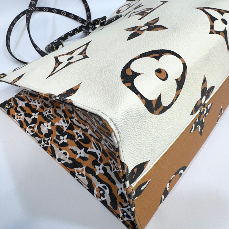 LV橘白叢林系列OntheGo GM手提托特包 M44675-15