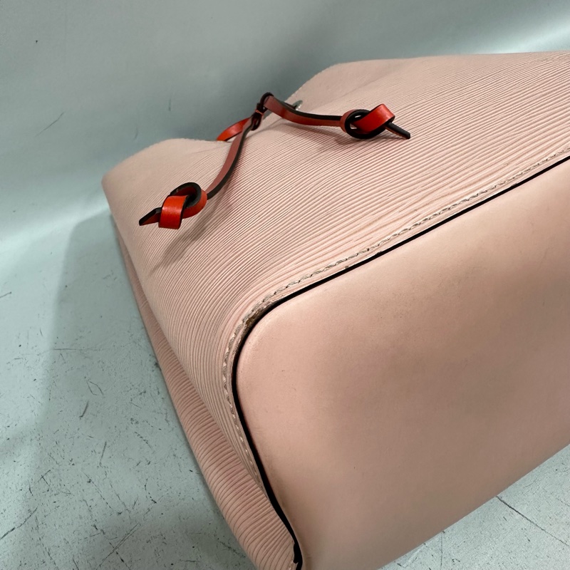 LV M54370 粉紅色EPI水波紋水桶包 NEO NOE-15