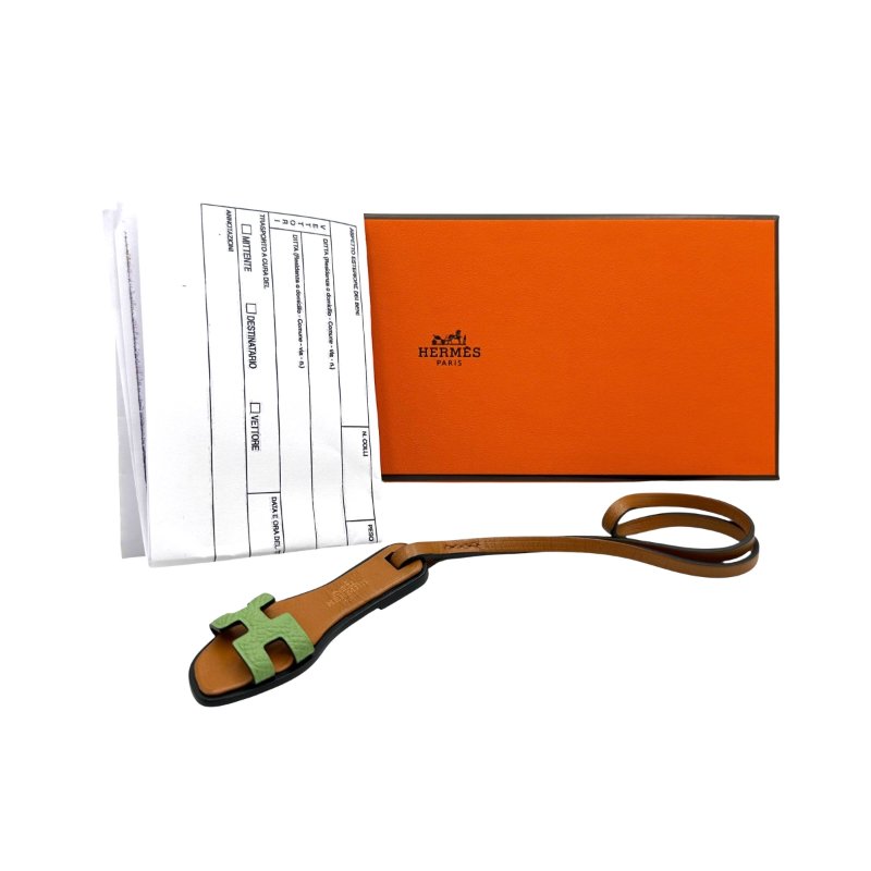 【美收精品】Hermès 茶綠色小馬吊飾(靴子) B-280【隔月月中將轉賣至日本 上架期限30天】-7