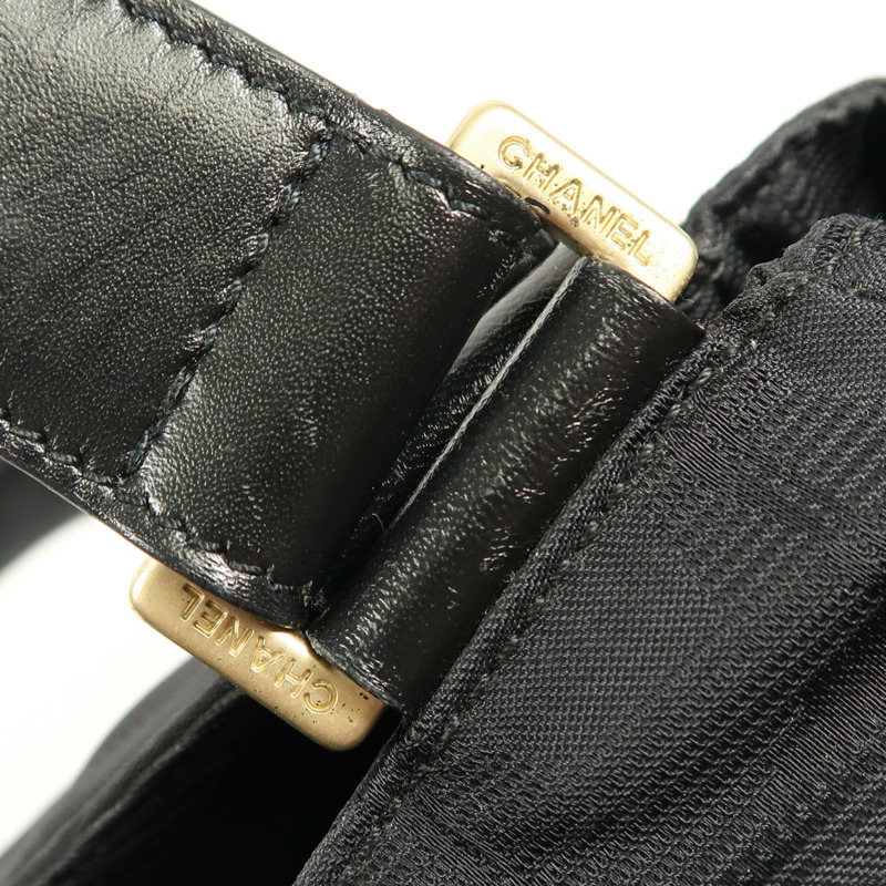 CHANEL 尼龍New Travel Line Tote Bag金扣手挽袋-10