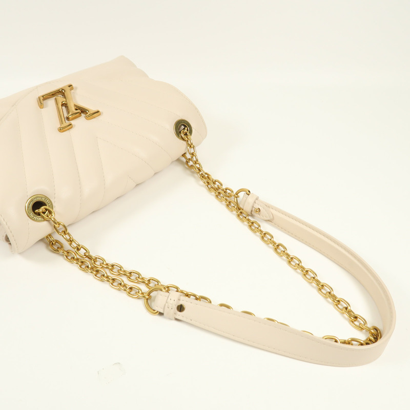 LOUIS VUITTON 牛皮皮革New Wave PM金扣肩背袋-4