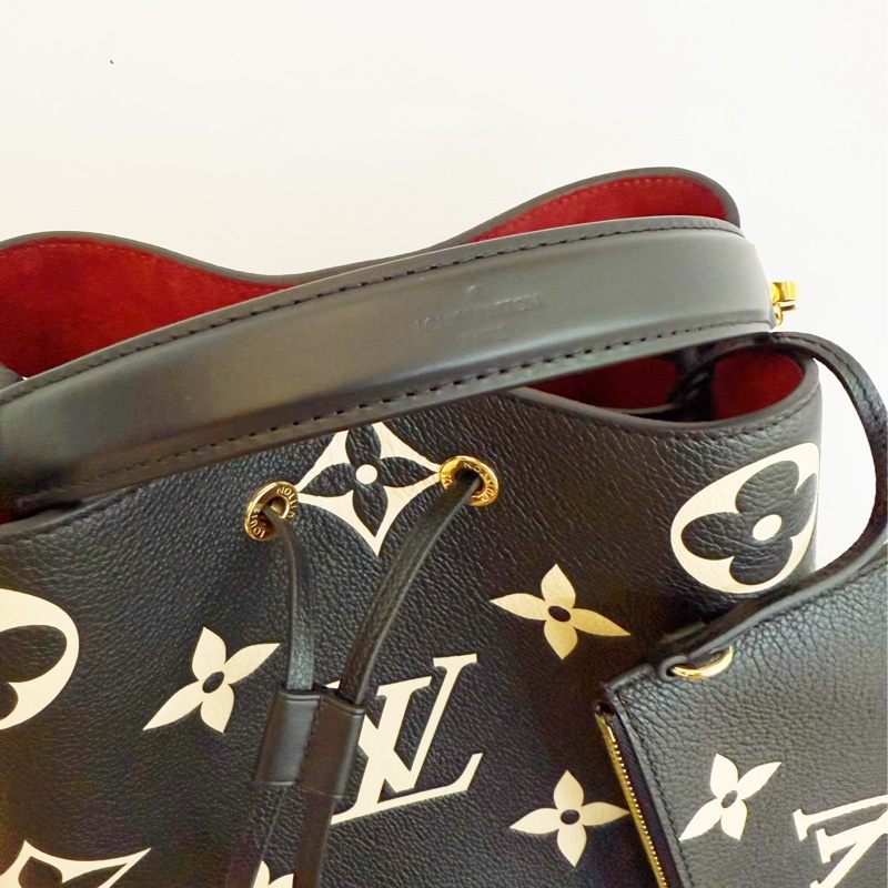 全新LV全皮黑米拼色NéoNoé MM水桶包M45497-3