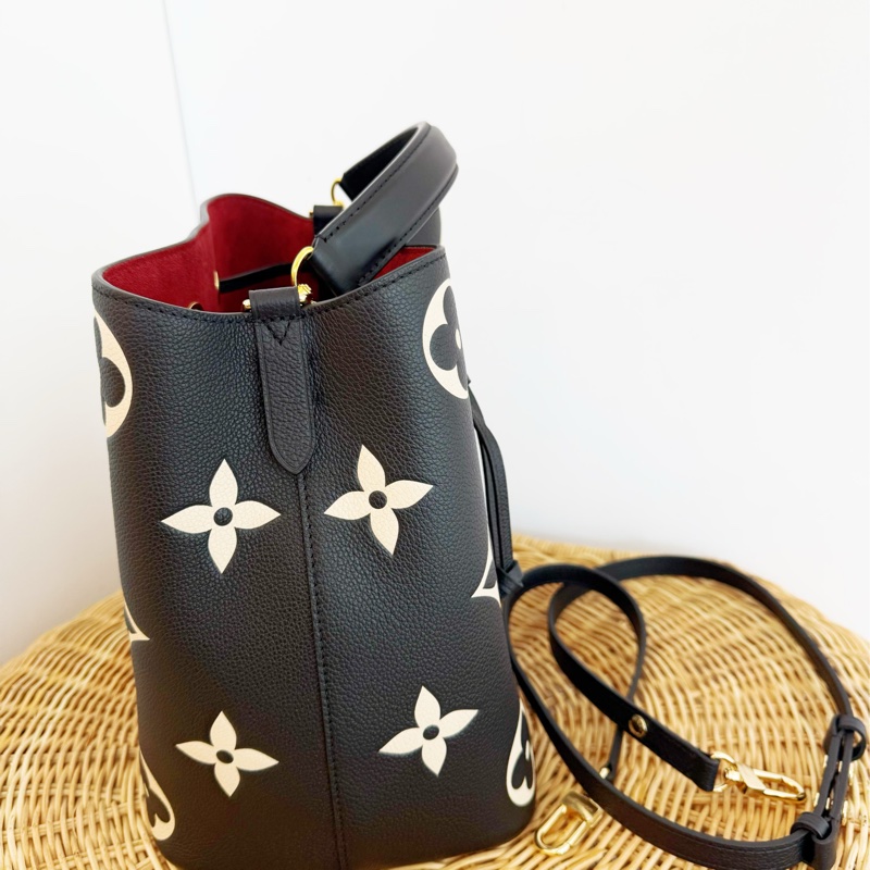 全新LV全皮黑米拼色NéoNoé MM水桶包M45497-6