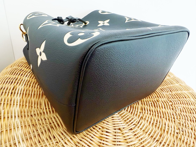 全新LV全皮黑米拼色NéoNoé MM水桶包M45497-8