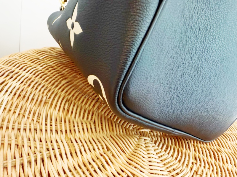 全新LV全皮黑米拼色NéoNoé MM水桶包M45497-10