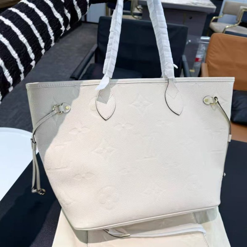 Lv neverfull 奶白色全皮壓紋 中號 全新 配件塵袋購證-7