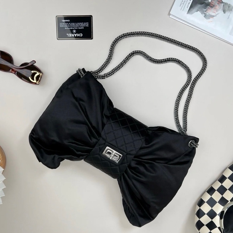 Chanel • 2.55黑銀緞面大蝴蝶結鏈條包 08年秀款-1