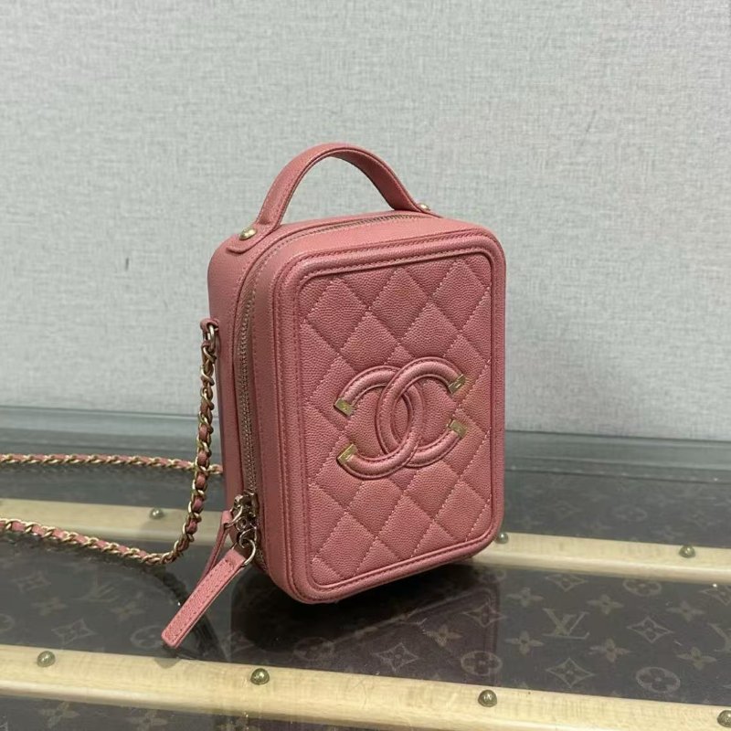 ✨CHANEL 粉金牛皮相機肩背斜背包 13*17*7 98新 配件塵袋保卡-2