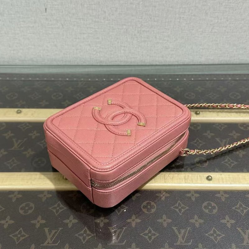✨CHANEL 粉金牛皮相機肩背斜背包 13*17*7 98新 配件塵袋保卡-3