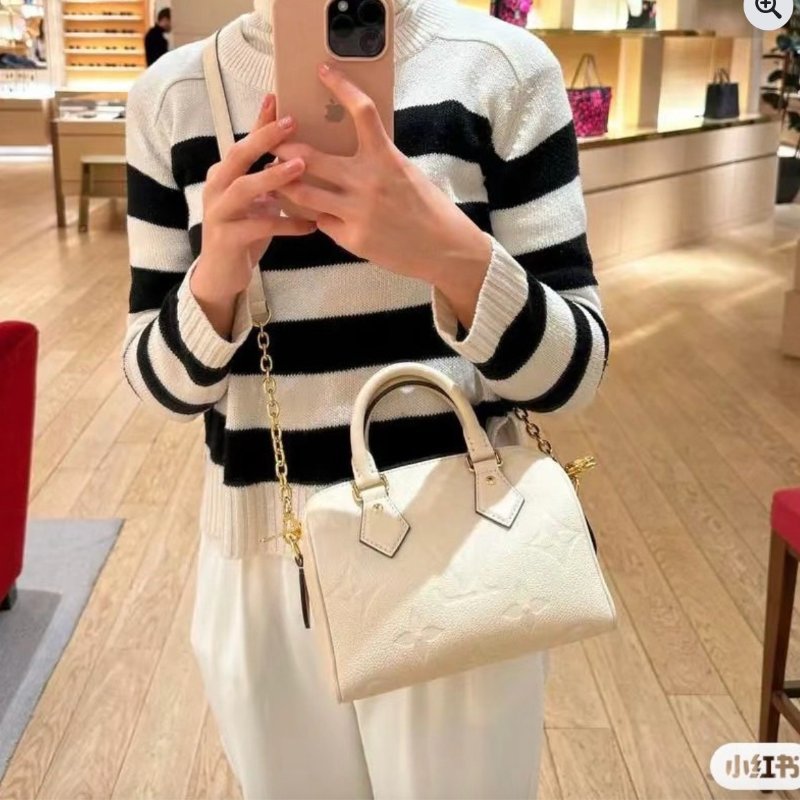 LV 奶油白全皮革壓紋Speedy 20-13