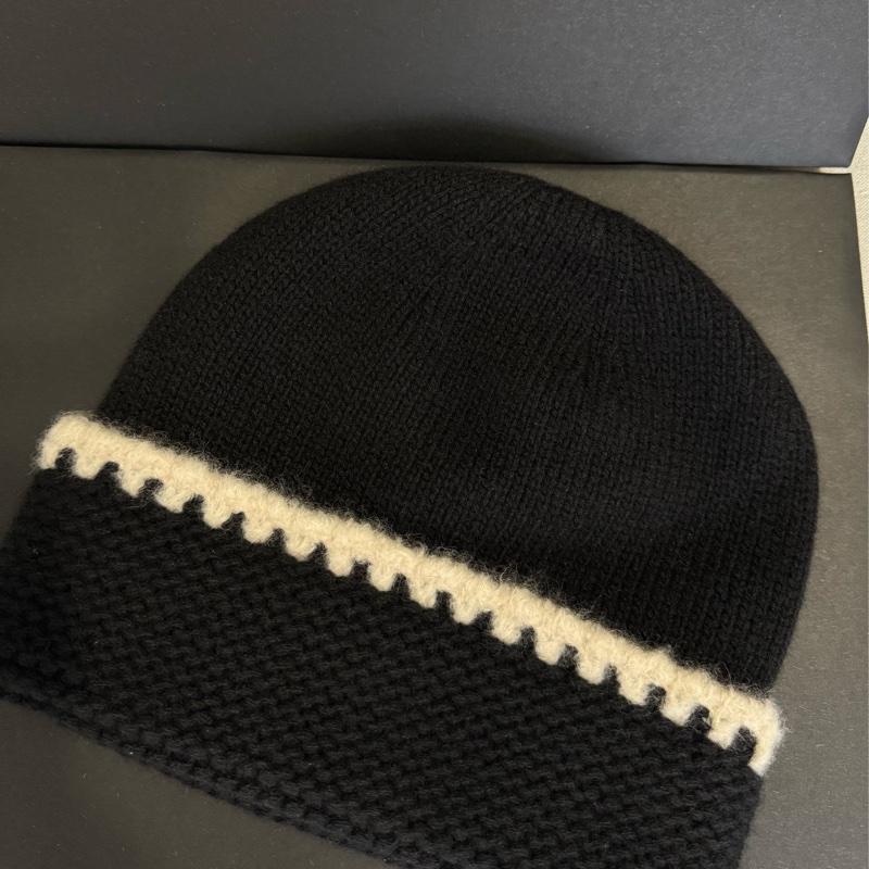 香奈兒 Chanel 經典款 cashmere 針織 毛帽  /冷帽/帽子/毛線帽 /黑底 白字 logo-7