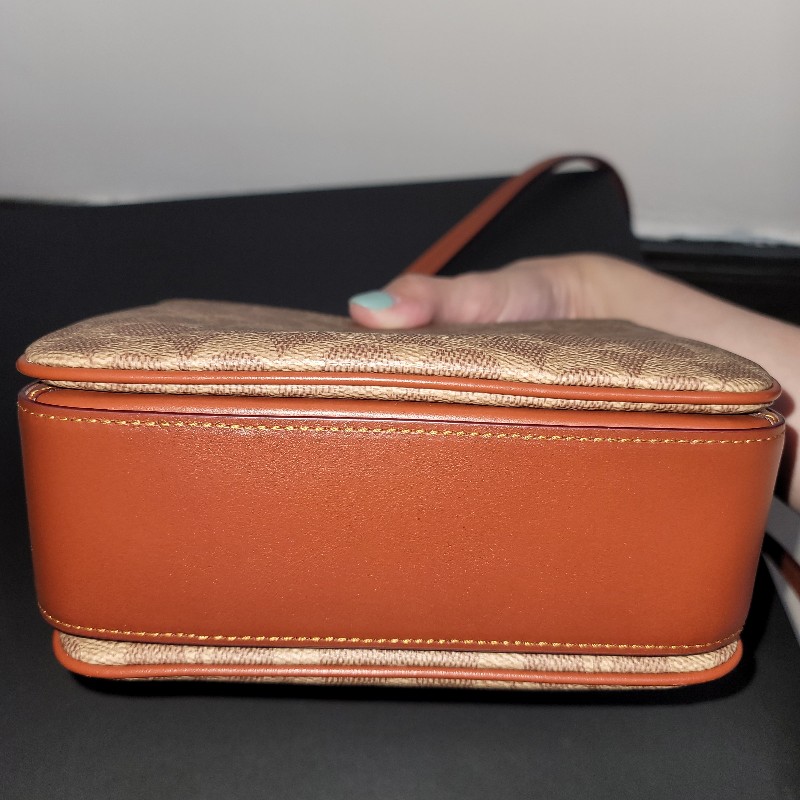 COACH 棕色老花輕巧手提斜背包-4