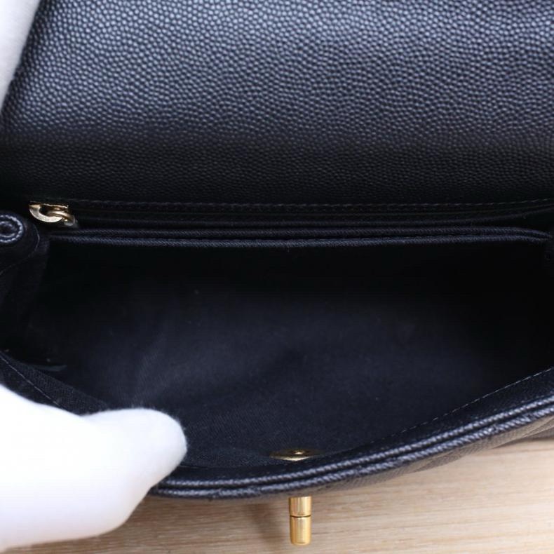 CHANEL(香奈兒) Coco Handle 小號 24cm 黑色 荔枝 29開 金扣 蜥蜴壓紋手柄-4