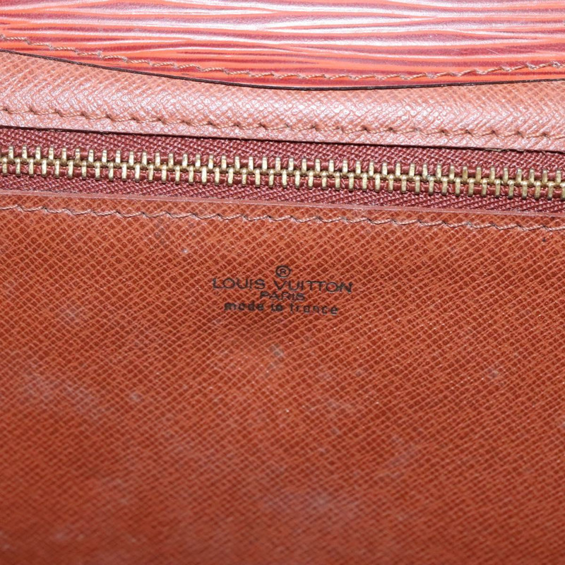 【日本直送】路易威登 Epi Montaigne 27 手拿包 棕色 LV 正品 116953-7