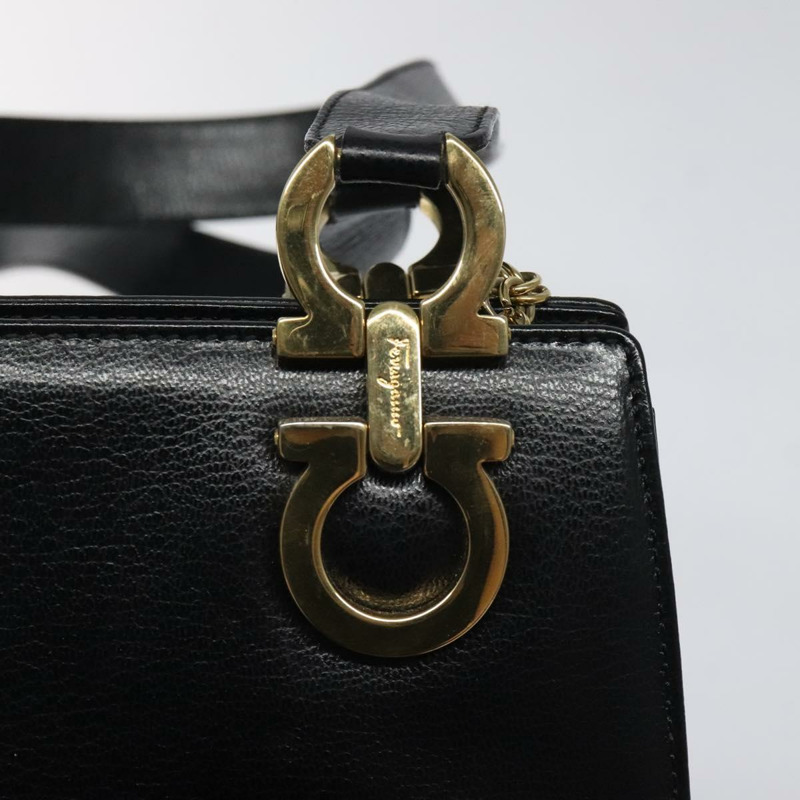【日本直送】Salvatore Ferragamo Gancini 肩背包 皮革 黑金色 正品 117541-8