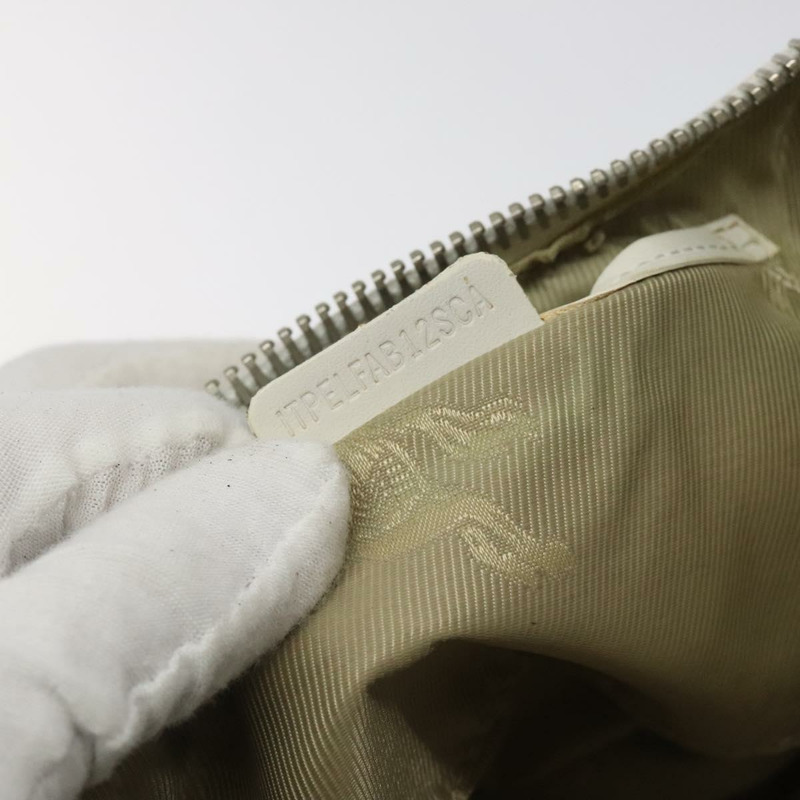 【日本直送】BURBERRY 鉚釘手提包 白色皮革 正品 bs25499-11