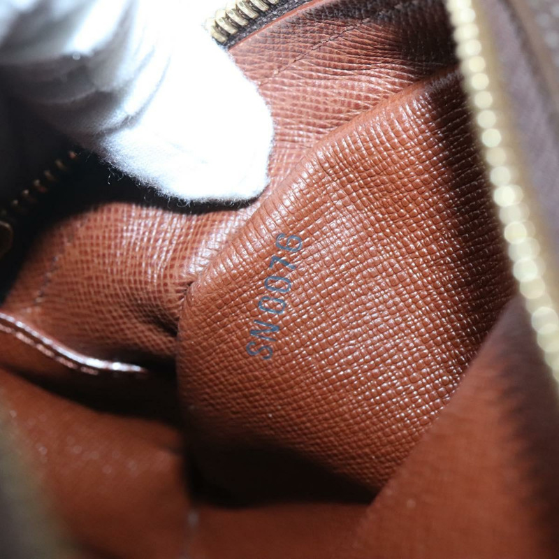 【日本直送】路易威登 Monogram Blois 肩背包 M51221 LV 授權 123000-11