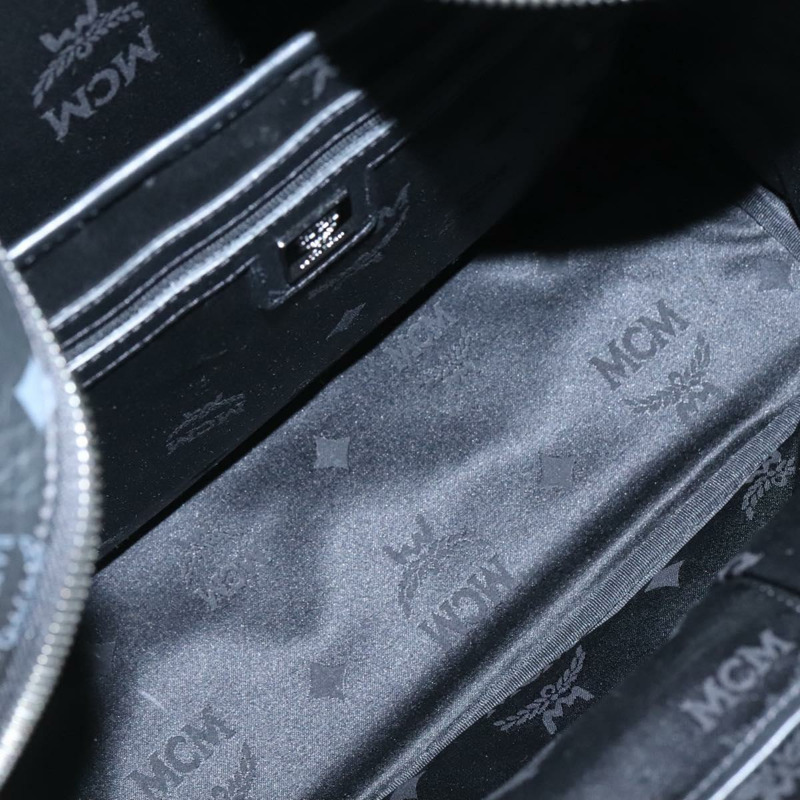 【日本直送】MCM Vicetos Logoogram 背包 PVC 皮革 黑色 銀色 正品 125033-10