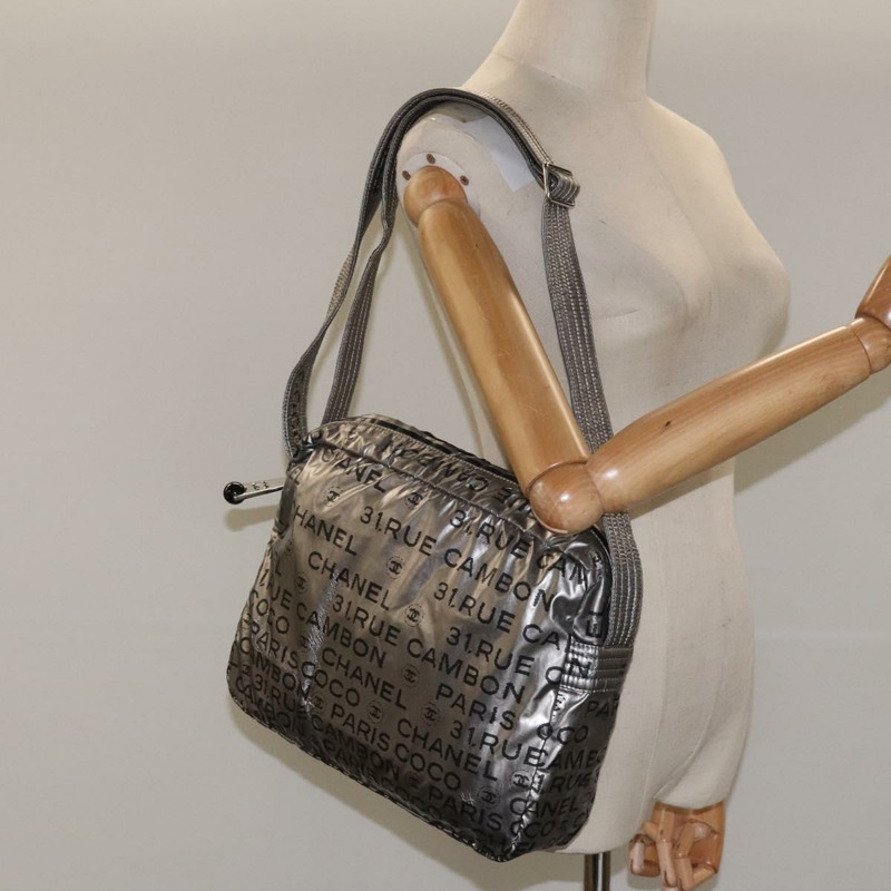 【日本直送】香奈兒 Unlimited 肩背包 尼龍 銀色 CC Auth 123569-20