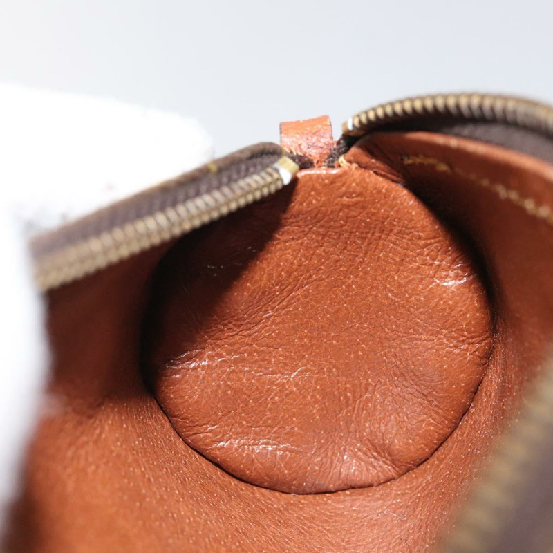 【日本直送】路易威登 Monogram Papillon 手拿包 LV 正品 BD2167-11