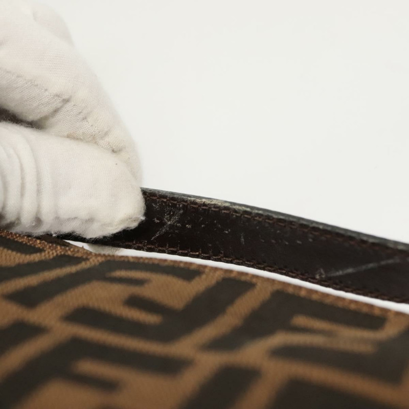 【日本直送】FENDI Zucca 帆布配件袋 黑棕色 正品 126177-7