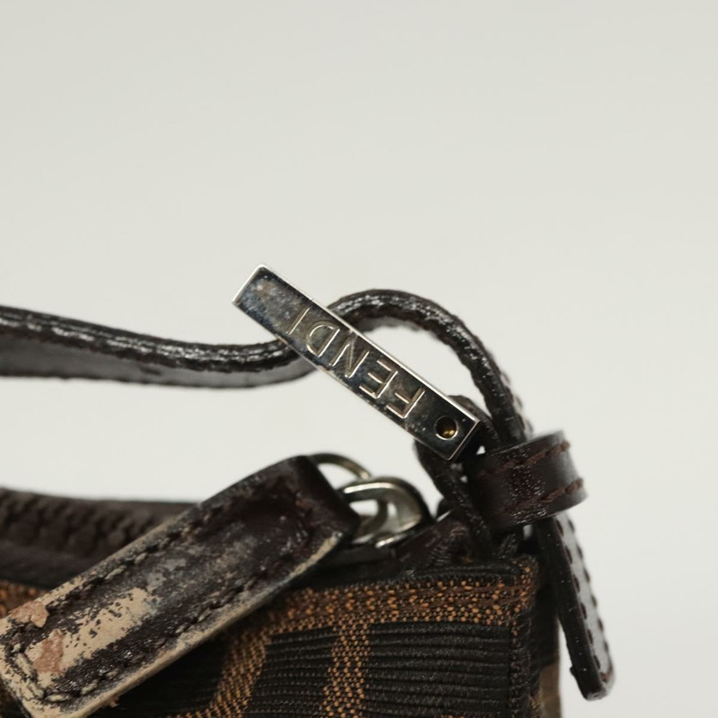 【日本直送】FENDI Zucca 帆布配件袋 黑棕色 正品 126177-16