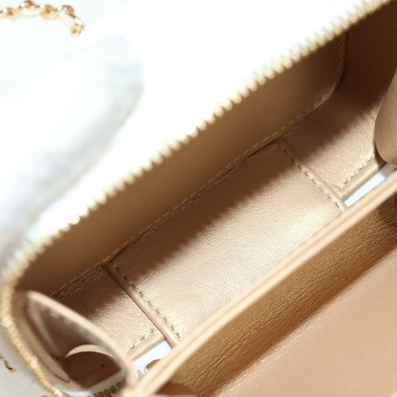 【日本直送】香奈兒 (CHANEL) 錢包鏈條肩帶羊皮金白色雙C標誌 Auth 123520SM-17