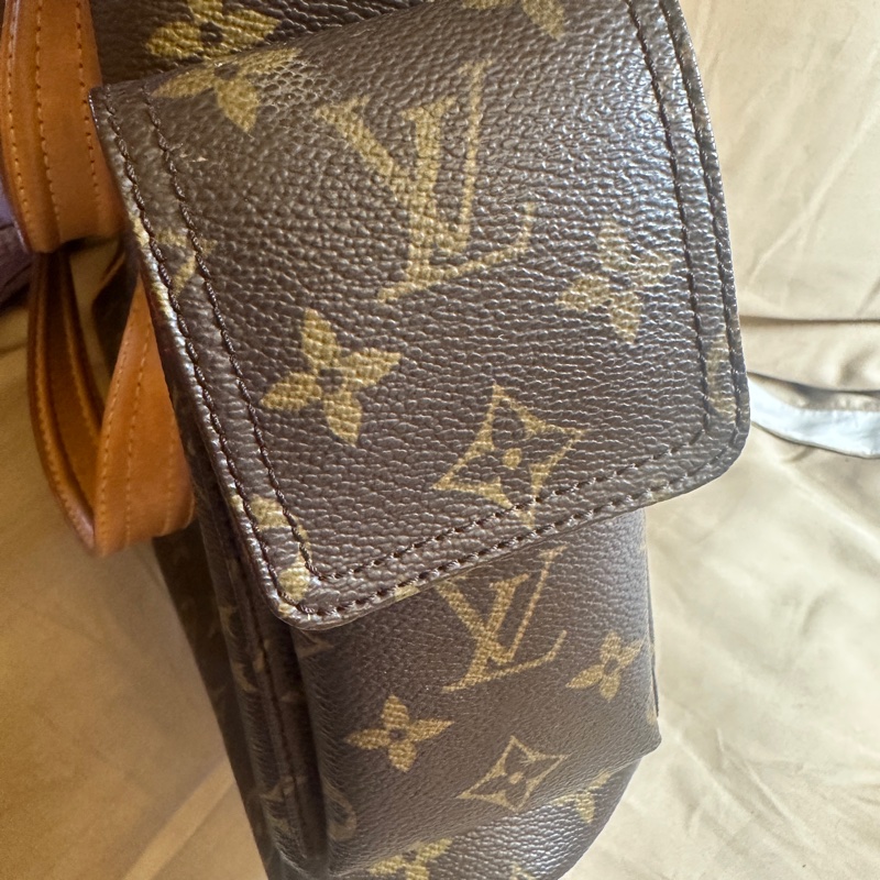 LOUIS VUITTON LV 老花 駱駝包 肩背包-9