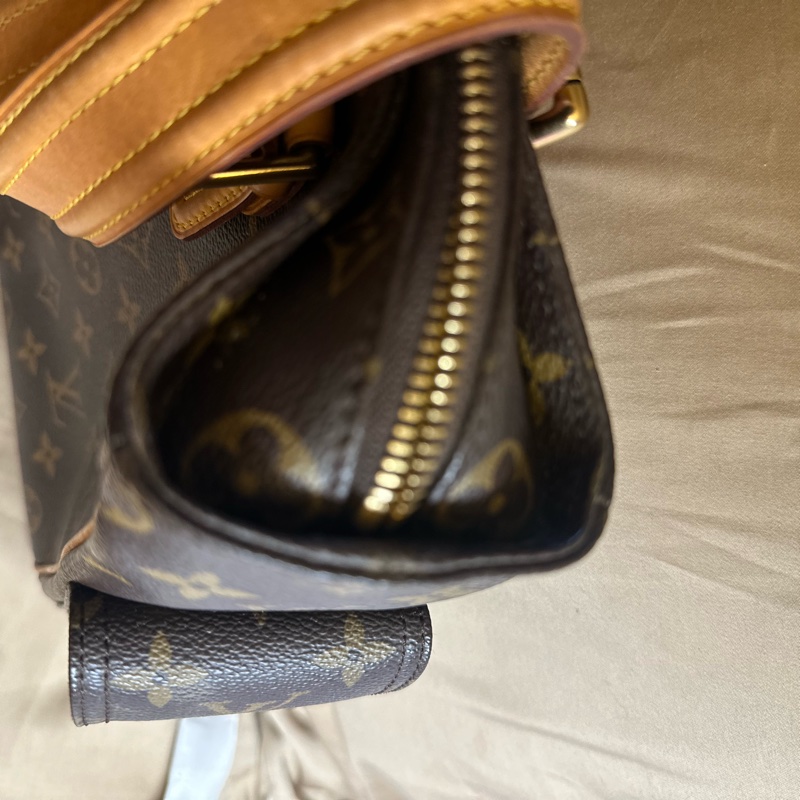 LOUIS VUITTON LV 老花 駱駝包 肩背包-16