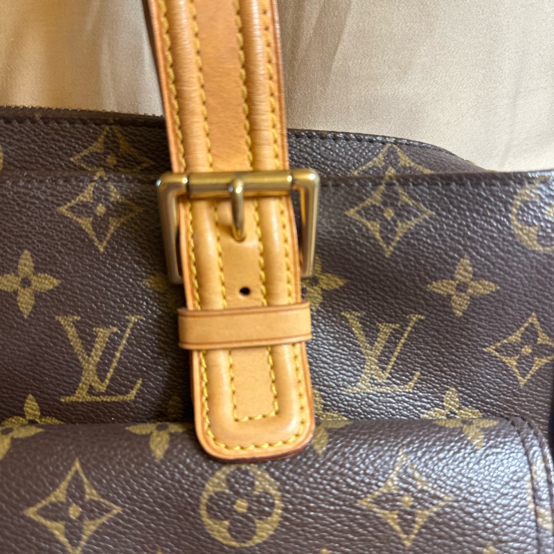 LOUIS VUITTON LV 老花 駱駝包 肩背包-28