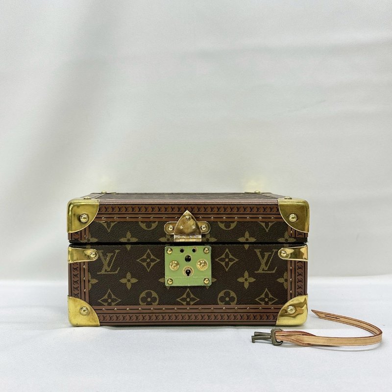 LV Coffret Tresor 24硬箱珠寶盒-0