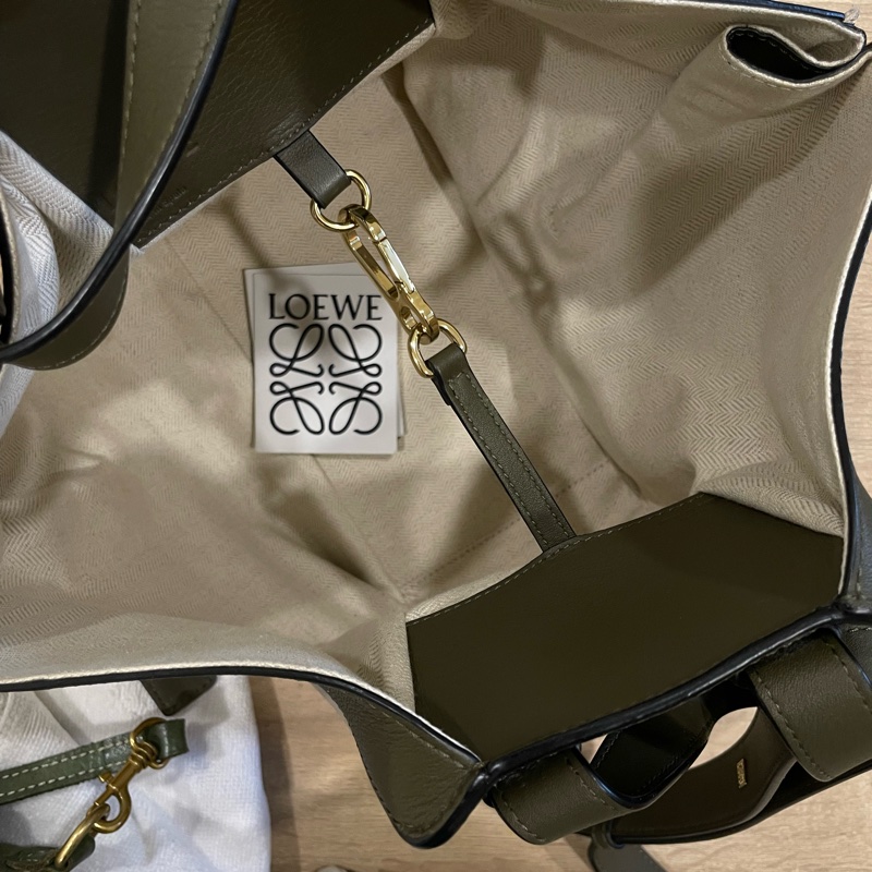 LOEWE Hammock 小牛皮-8