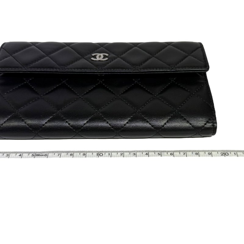 【美收精品】CHANEL 黑色羊皮菱格紋長夾 3-69-15