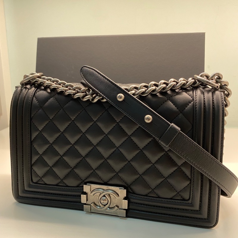 CHANEL BOY Calfskin & Ruthenium-Finish Metal 25cm-8